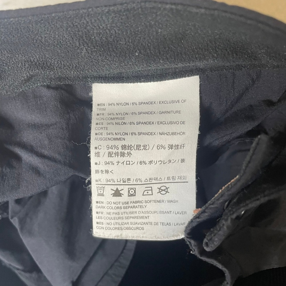 Arcteryx Womens Black Capris Hiking Pants Size 4 Zip Pockets Belted - Picture 7 of 10
